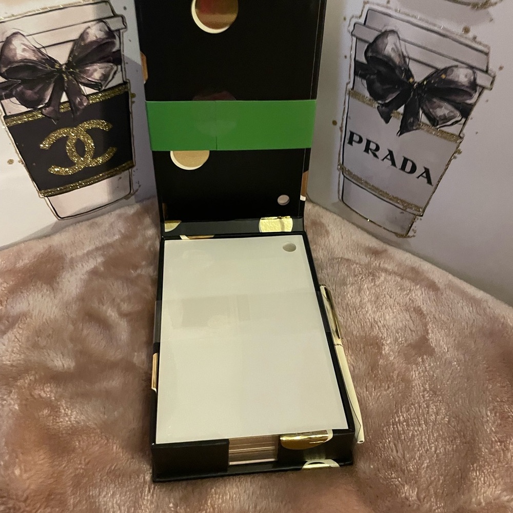 Kate Spade Black and Gold Note Holder with Pen - Picture 3 of 3
